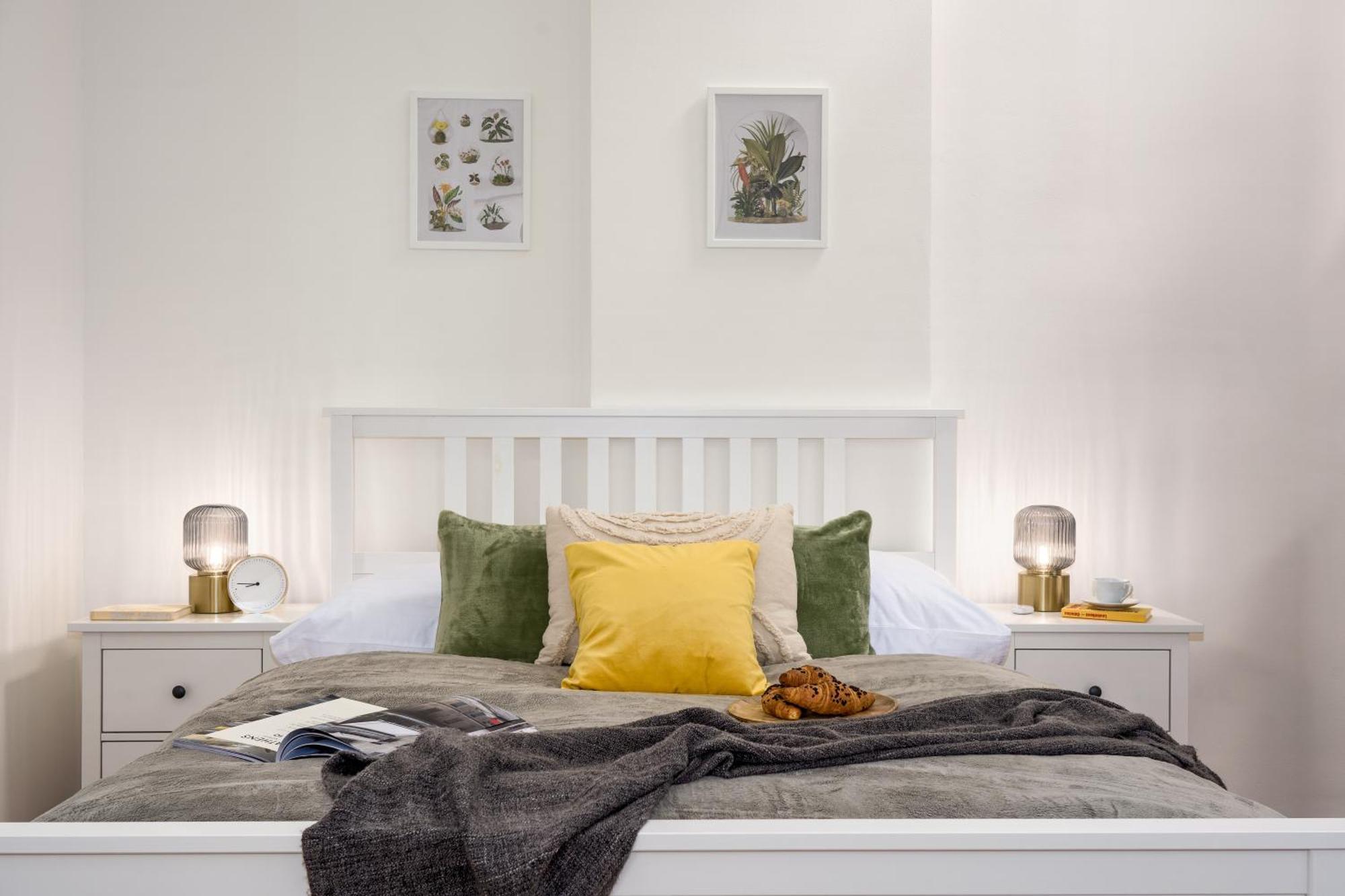 Days - Private Terrace - Spacious - Hip District Apartmán Praha